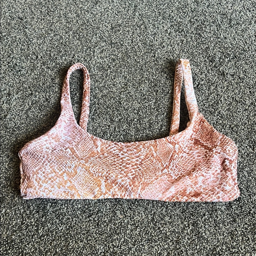 Skatie Mya top in Eden